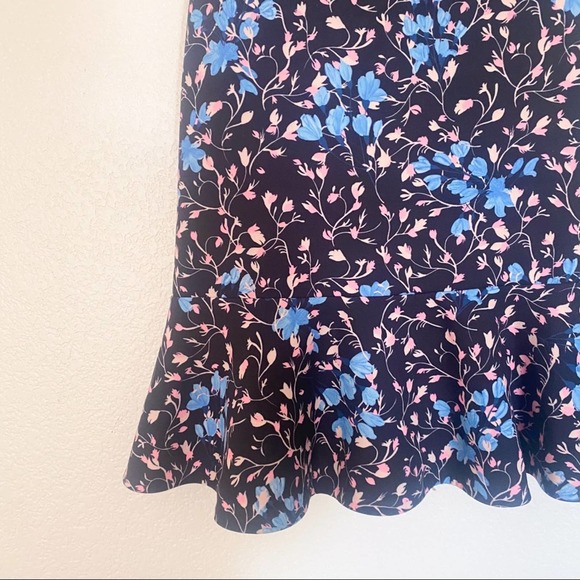 Saloni Saloni - Picture 4 of 9